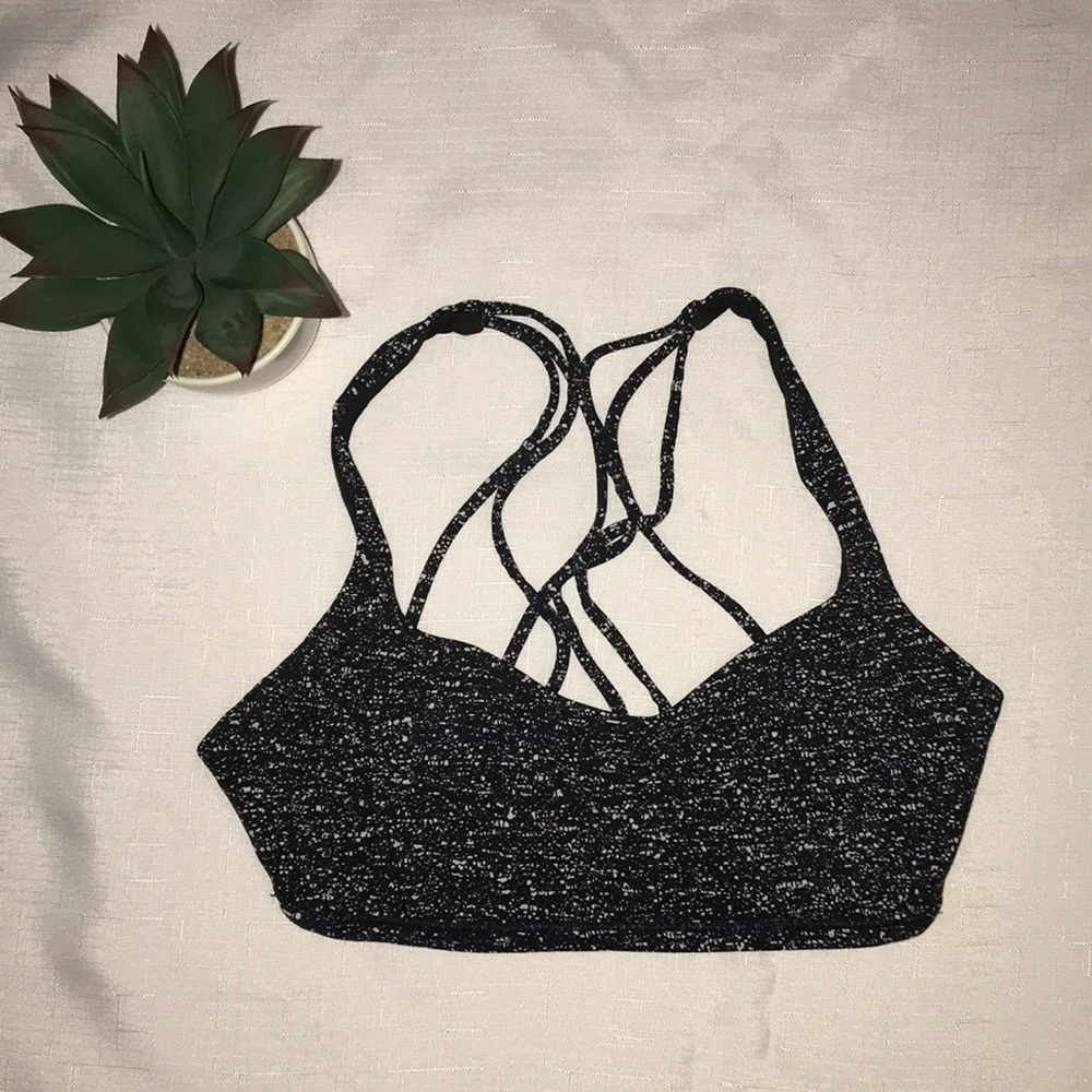 Lululemon Free to Be Wild Sports Bra